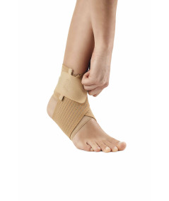 Adjustable ankle support