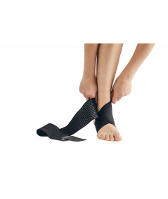 Adjustable ankle support